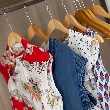 Ξενοδοχείο Tina 2*