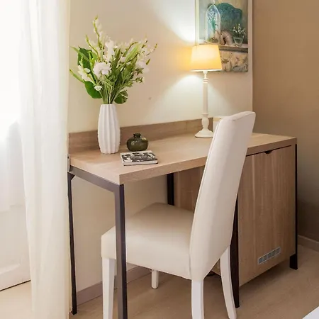 Tina 2* Ντιάνο Μαρίνα