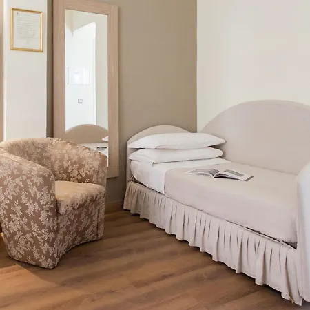 Tina Hotel Diano Marina