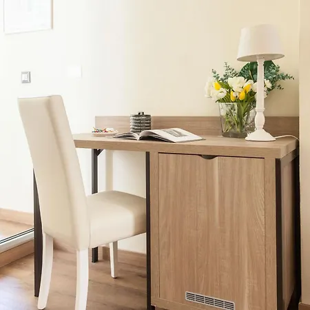 Tina Ντιάνο Μαρίνα