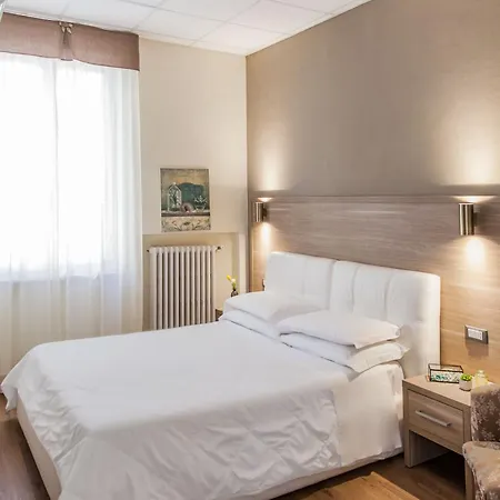 Tina Ξενοδοχείο