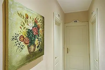 Tina Ξενοδοχείο 2*