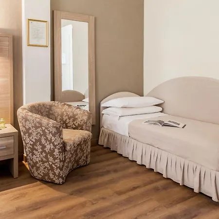 Tina Hotel