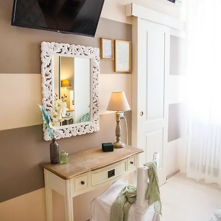 Hotell Tina 2*