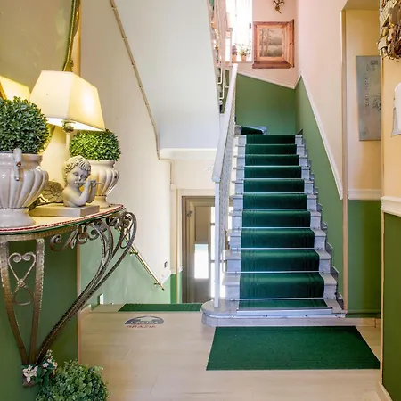 Tina Hotel Diano Marina